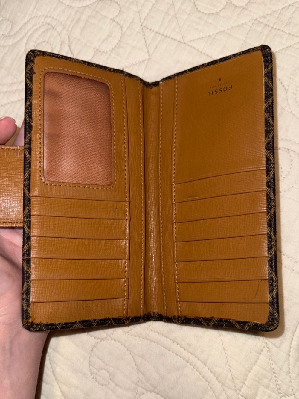 Fossil Wallet - Picture 2 of 4
